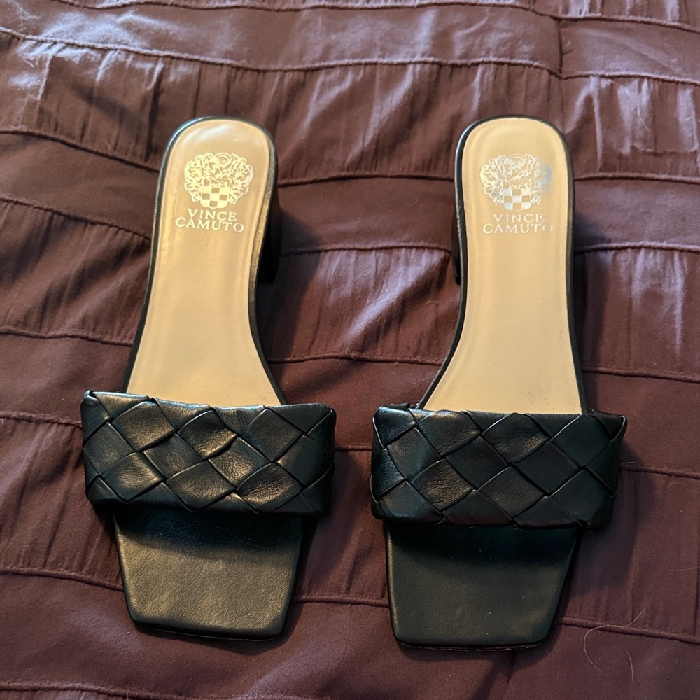 Vince Camuto Black Leather Slide Sandals size 11